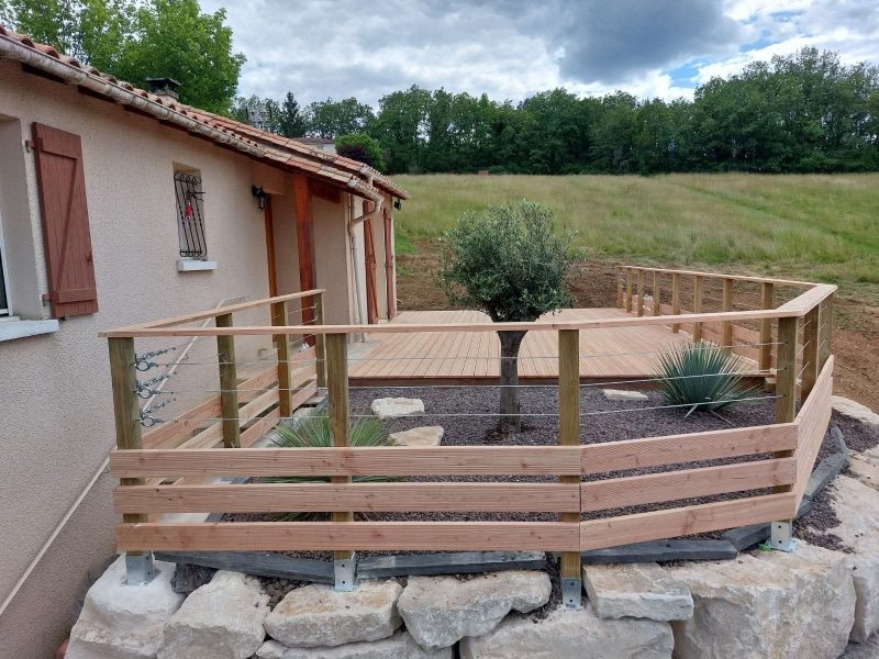 alemps-fils-amenagement-exterieur-terrasse-piscine-terrasse-bois-neuve-olivier-02